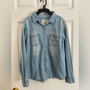 Sonoma Petite Light Blue Denim Women's Button Up Shirt (Size PL)